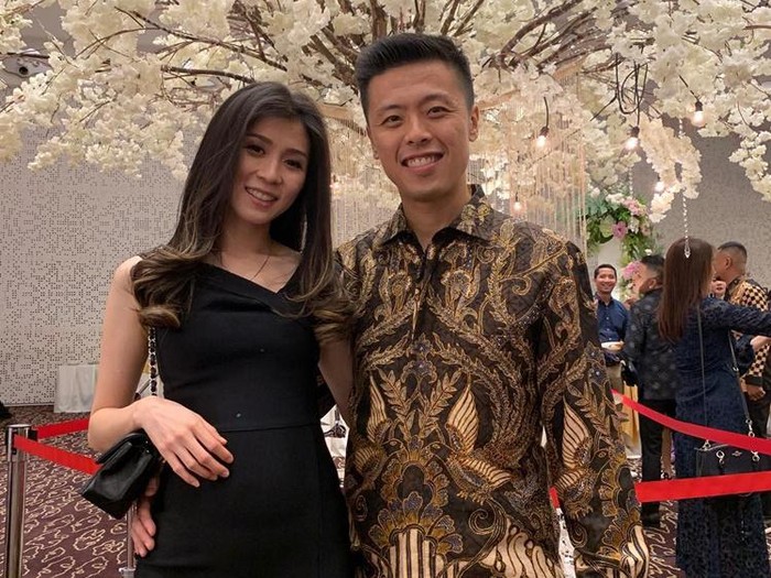 Vincent Raditya dan Novita Condro