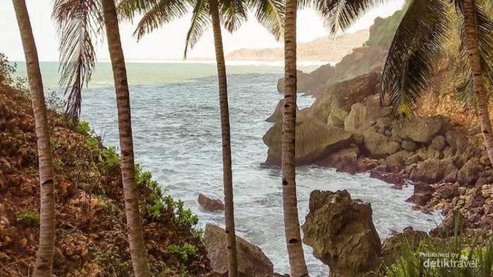 Laut Selatan, Goa Langse. sumber instagram exploregunungkidul