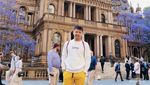 Foto: Narsis Dulu di Depan Destinasi Wisata Terkenal Australia