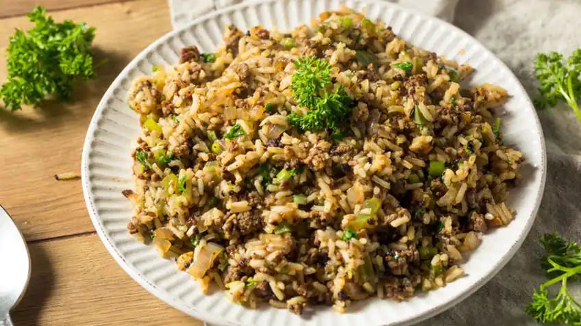 5 Olahan Nasi Unik Mancanegara, Nasi Kotor hingga Kerak Nasi