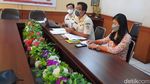Tampang Bule Prank Pakai Masker di Bali Diperiksa Satpol PP