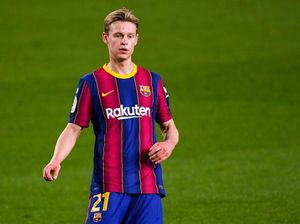 De Jong: Barcelona Bisa Menangi Apapun Musim Ini