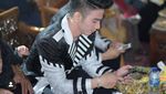 Gaya si Kembar Ridho dan Rizki DA Saat Makan dan Nongkrong Bareng