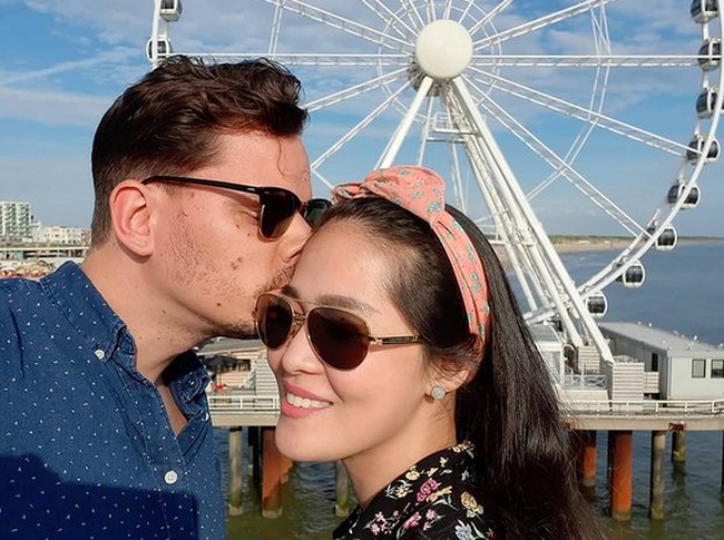 Sempat menjomblo, Gracia Indri, mantan istri David Noah telah menemukan tambatan hati yang baru. Pria tersebut diketahui bernama Jefri, seorang bule asal Belanda. (Foto: Instagram/@graciaz14)