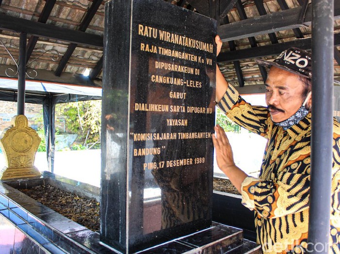 Kisah kuncen makam bupati Bandung yang hanya digaji pemerintah Rp 300 ribu