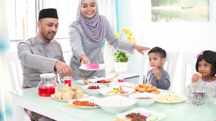 Lebaran di Rumah Saja, Ditemani Hidangan Spesial Hari Raya
