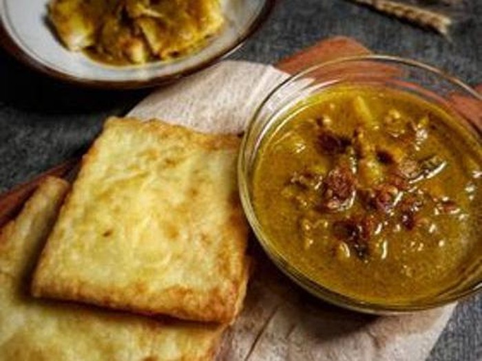 Martabak Telur Teflon Kuah Kari