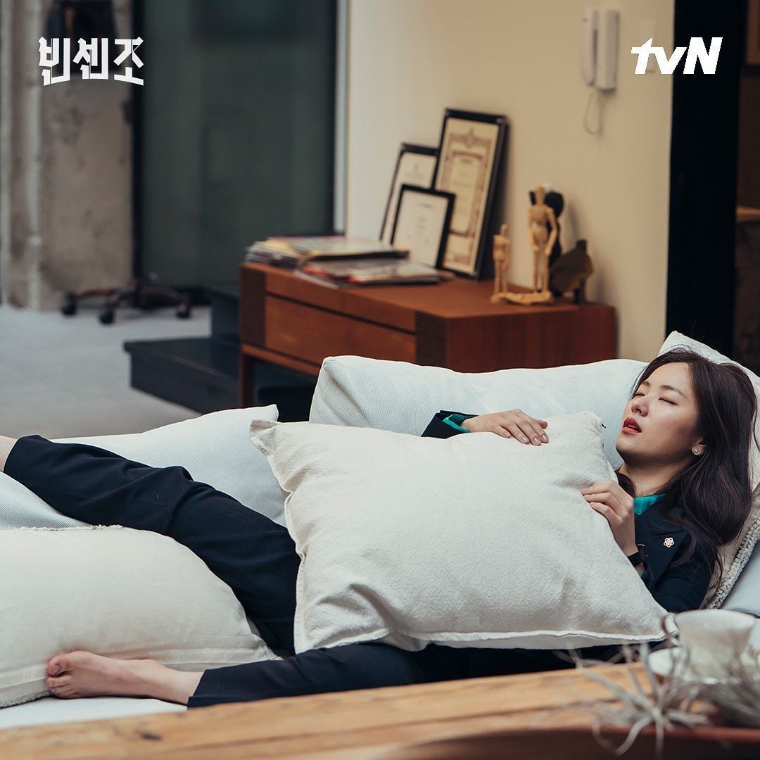 Momen Kocak Vincenzo, Jeon Yeo Bin