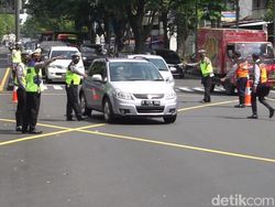 Pos Pemeriksaan Kendaraan Masuk Solo Diaktifkan Mulai Hari Ini