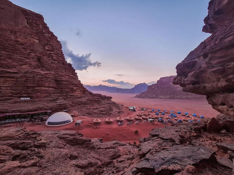 Foto: Bukan di Planet Mars, Ini Penginapan di Yordania