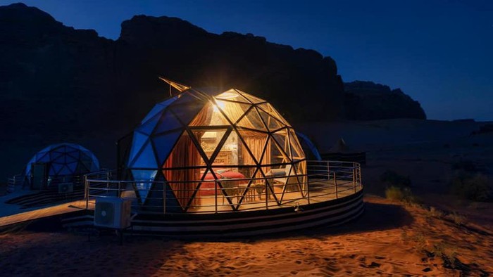Penginapan ala Mars di Wadi Rum