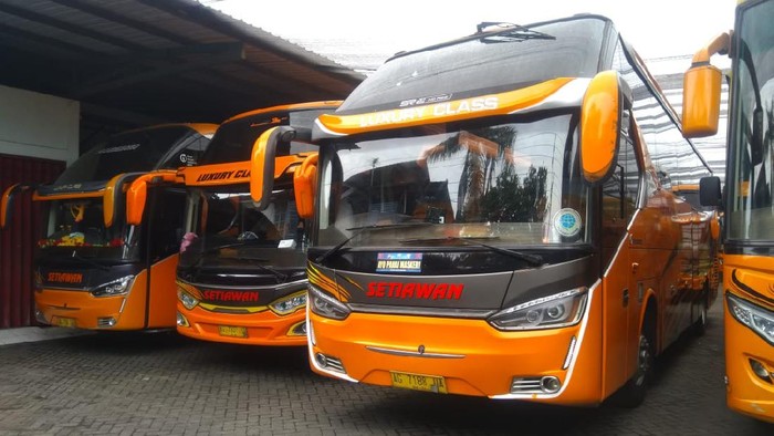 perusahaan otobus (PO) di Blitar Raya