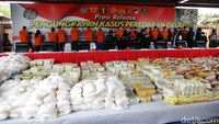 Barang bukti sabu yang diamankan seberat 2,5 ton.