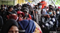 Sebenarnya pemerintah memutuskan untuk melarang mudik Lebaran tahun ini yang dimulai dari 6 sampai 17 Mei 2021. Keputusan tersebut diambil untuk menghindari lonjakan kasus COVID-19.