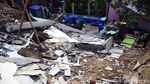 Penampakan Rumah Ambruk Akibat Gempa di Sukabumi