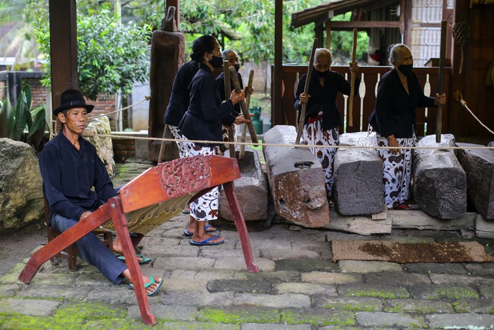 Seni Othek, musik lesung di Sanggar genjah arum