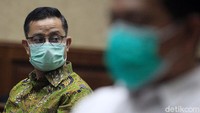 Agenda persidangan mendengarkan keterangan sejumlah saksi.