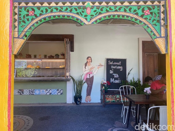 Teh Manis: Makanan Rumahan ala Warteg Racikan Tamara Bleszynski Teh Manis: Makanan Rumahan ala Warteg Racikan Tamara Bleszynski