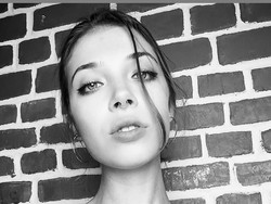 Foto: Model Rusia Bikin Video Mesum di Gunung Batur Bali, Kini Jadi Buronan