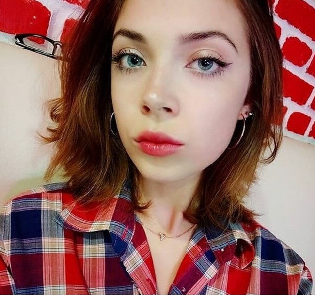 Foto: Model Rusia Bikin Video Mesum di Gunung Batur Bali, Kini Jadi Buronan