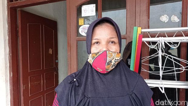 Warga Depok, Yurika, ngaku duitnya dicuri babi ngepet (Sachril/detikcom)