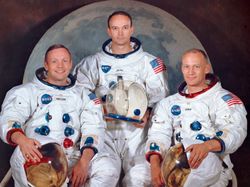 Kilas Balik Saat Pertama Kali Manusia Injakkan Kaki di Bulan