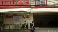 Eko menegaskan penutupan hotel tersebut dilakukan secara permanen. Sehingga, tambah dia, mulai hari ini sudah tidak boleh ada lagi kegiatan usaha apapun di lokasi.