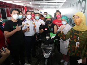Gojek Gaet Pemprov DKI-Halodoc Gelar Vaksinasi Terbesar bagi Driver