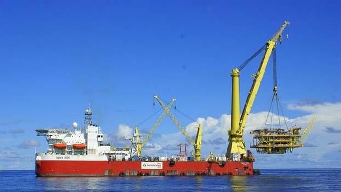 Kapal selam KRI Nanggala-402 akan diangkat setelah ditemukan tenggelam di perairan Bali dengan kedalaman sekitar 800 meter. Kapal yang digunakan untuk mengangkat kapal tersebut ialah Kapal Timas DSV 1201.