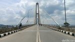 Potret Jembatan Mahkota 2 Samarinda Ditutup Akibat Bergeser