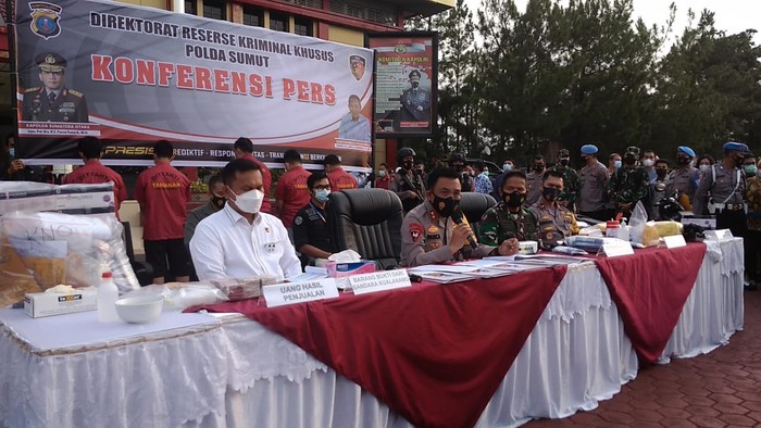 Konferensi pers di Polda Sumut (Datuk Haris-detikcom)