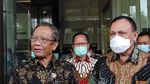 Potret Upaya Serangan Balik Tommy Soeharto dan Respons Santai Mahfud MD