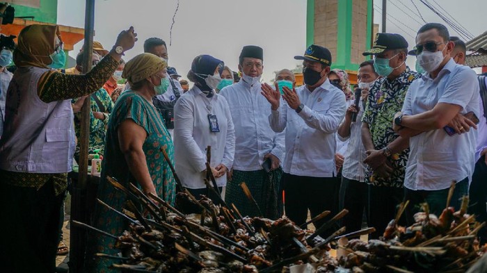 Menteri Kelautan dan Perikanan Sakti Wahyu Trenggono kunjungan kerja di Demak
