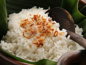 Efek Makan Nasi Setiap Hari, Sehat atau Justru Berisiko?