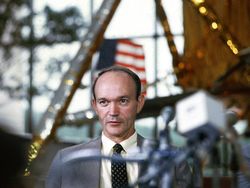 Mengenang Michael Collins, Penjelajah Bulan yang Terlupakan