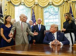 Mengenang Michael Collins, Penjelajah Bulan yang Terlupakan