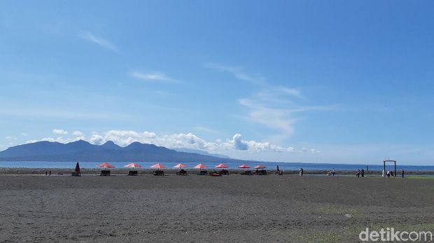 Pantai Boom Banyuwangi