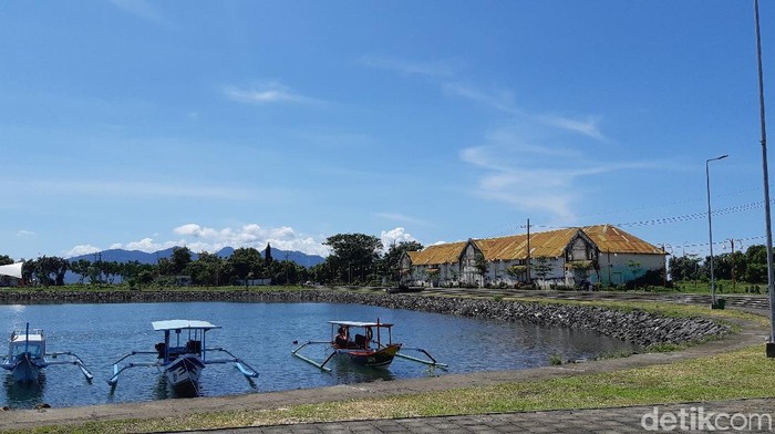 Pantai Boom Banyuwangi