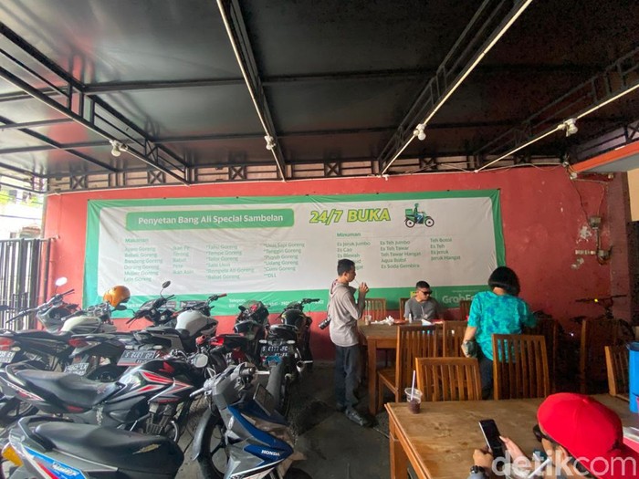 Penyetan Bang Ali: Huahh! Penyetan Surabaya dengan 3 Level Sambal Puedes Poll Penyetan Bang Ali: Huahh! Penyetan Surabaya dengan 3 Level Sambal Puedes Poll