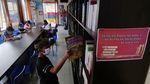 Perpustakaan Desa Jadi Obat Rindu Sekolah Tatap Muka