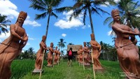 Taman Gandrung Terakota, salah satu destinasi wisata budaya sekaligus ikon wisata Banyuwangi.