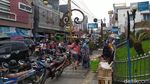 Ramai Pedagang Musiman, Begini Sibuknya Pengkolan Garut Saat Ramadhan