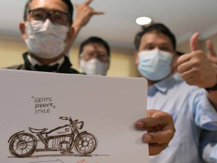 Ridwan Kamil Desain Gesits Custom Bobber
