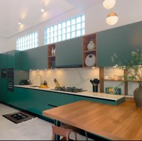 Hijau menjadi tema warna dapur rumah Raisa dan Hamish Daud. (Foto: Instagram/@raisa6690)