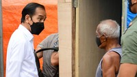 Dalam kunjungannya tersebut Jokowi pun menuturkan pemerintah akan membantu perbaikan bangunan warga yang rusak terdampak gempa.