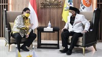 Suasana penuh keakraban tampak saat pimpinan dari dua partai tersebut bersua. Diketahui Pertemuan tersebut dilakukan dalam rangka melakukan silaturahim kebangsaan guna mempererat hubungan komunikasi sesama partai politik.