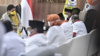 Pertemuan Airlangga dengan Syaikhu awalnya dijadwalkan pada 26 April 2021. Namun pertemuan itu lalu diundur karena ada urusan mendadak.