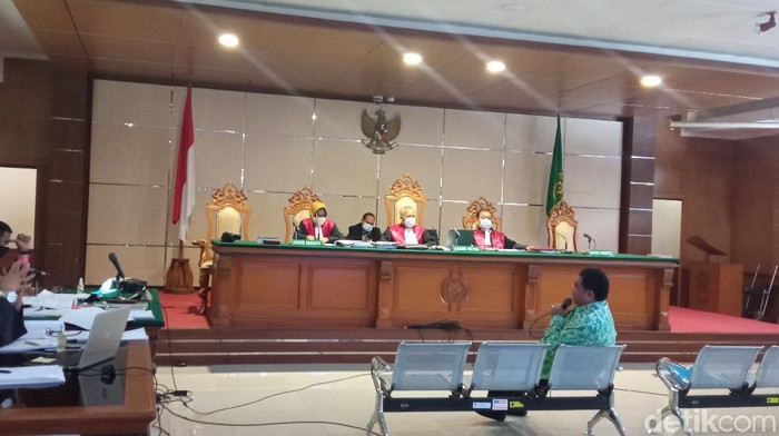 Sidang korupsi RTH Bandung.