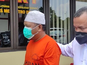 6 Kebohongan Adam Ibrahim: Tangkap Bugil hingga Babi Ngepet Mengecil