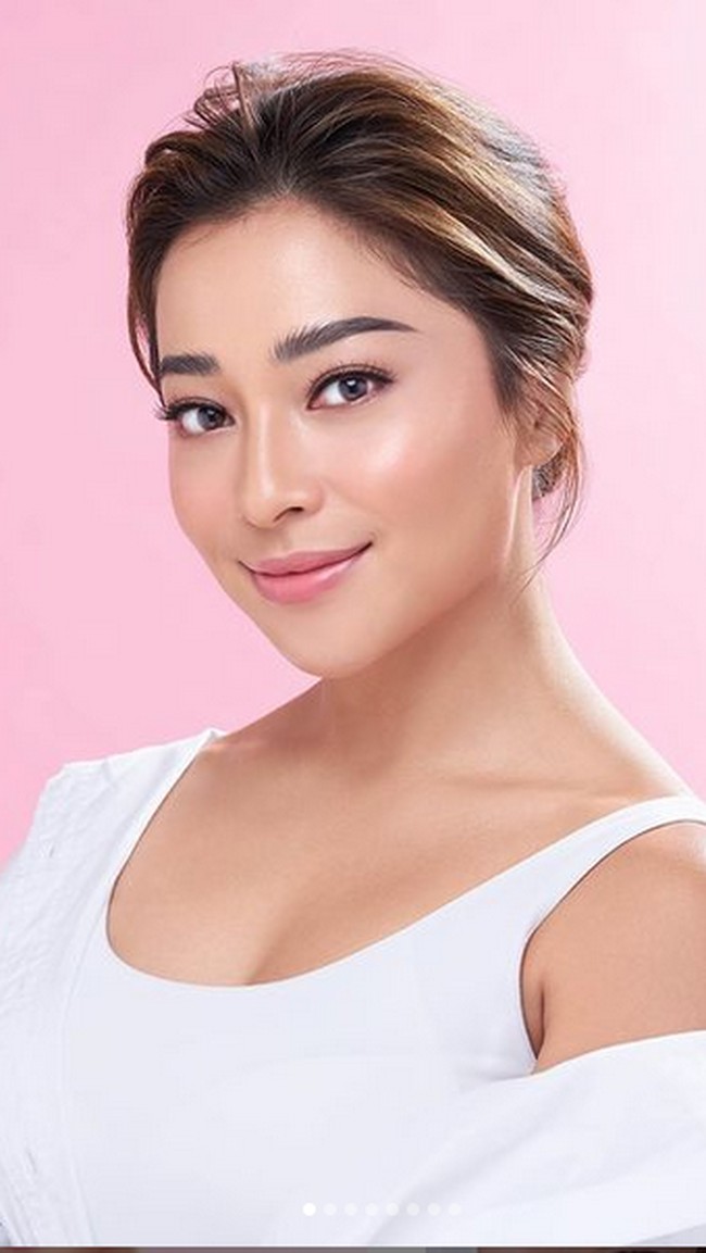 Kini wajah Nikita Willy sudah kembali mulus dan jauh lebih baik dari sebelumnya. Foto: Instagram/nikitawillyofficial94